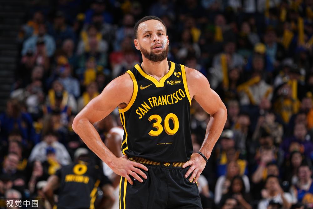 季中成为球 季中成为球