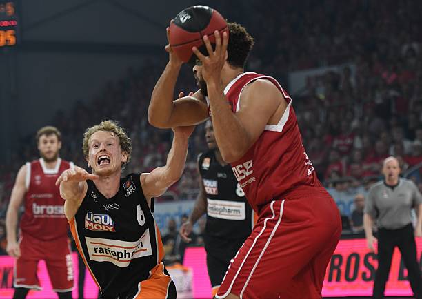 林诗栋迅速 林诗栋迅速