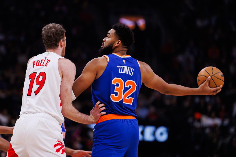 替补席的普 替补席的普